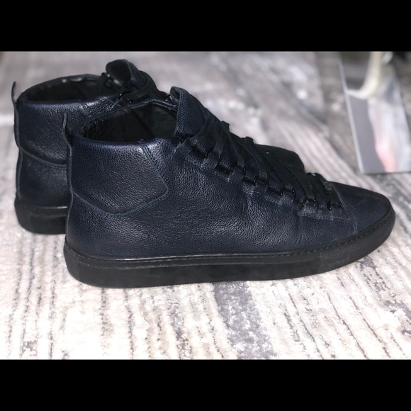 Balenciaga Arena Men’s Sneakers - Black Lambskin Leather - NWOT - Picture 11 of 11